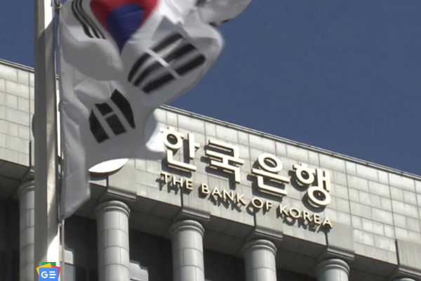 韩国领先的加密货币交易所Bithumb在警察扫描仪的监控下