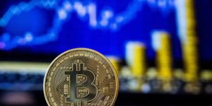 BTC超越170法定货币，成为第六大货币